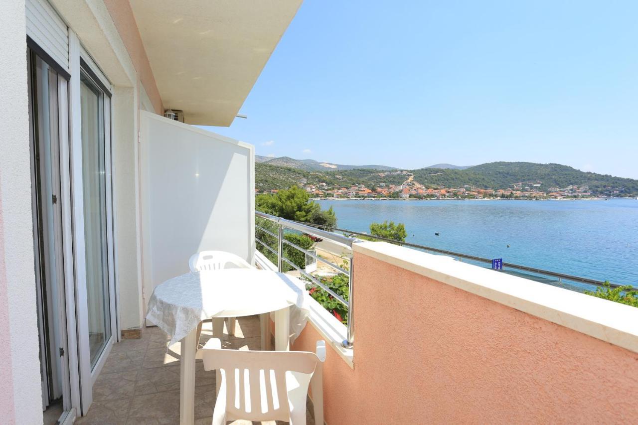 מרינה Apartments By The Sea Poljica, Trogir - 19316 מראה חיצוני תמונה