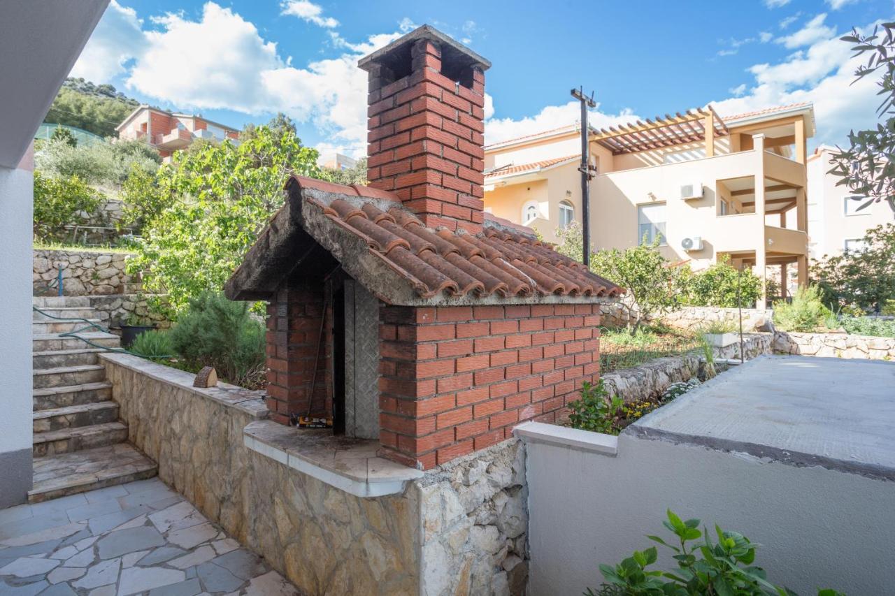 מרינה Apartments By The Sea Poljica, Trogir - 19316 מראה חיצוני תמונה
