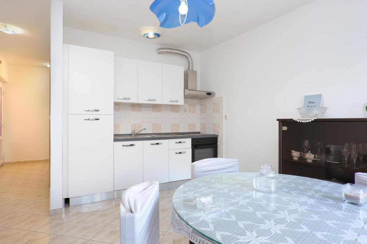מרינה Apartments By The Sea Poljica, Trogir - 19316 מראה חיצוני תמונה