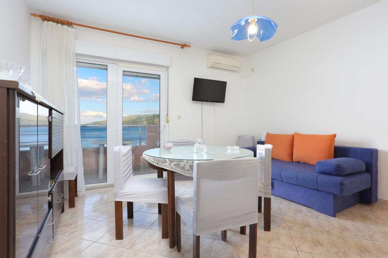 מרינה Apartments By The Sea Poljica, Trogir - 19316 מראה חיצוני תמונה